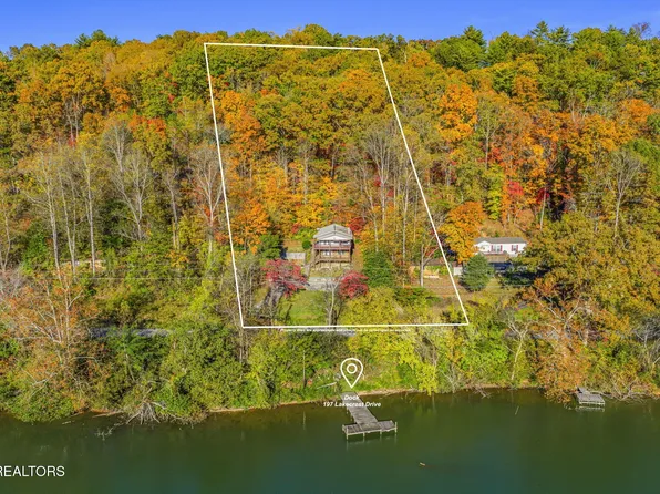 197 Lakecrest Dr, Harriman, TN 37748