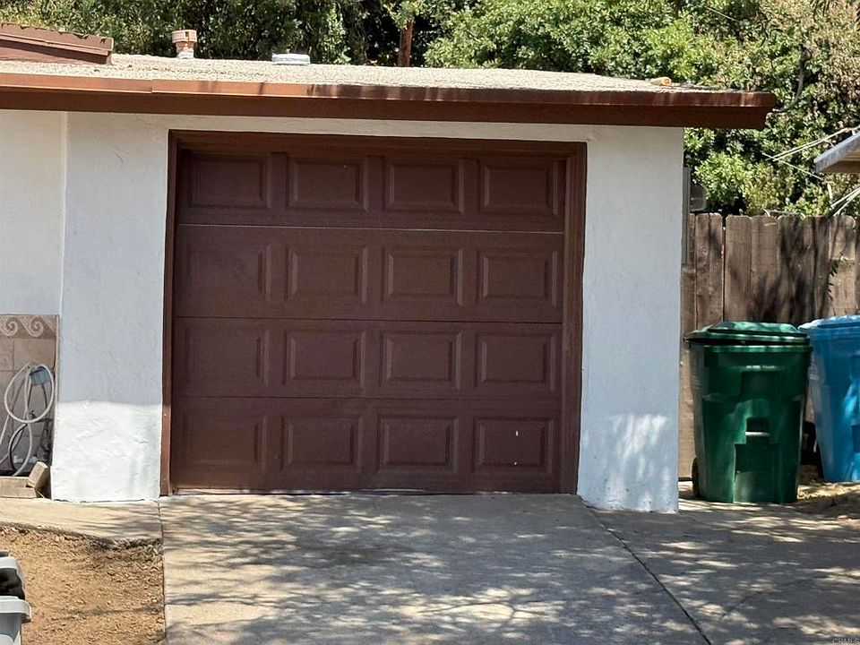 1st image of 5524 Streamview Dr