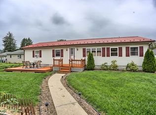 16 Laurel St, Lewistown, PA 17044