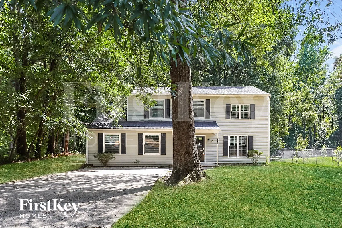 Building Photo - 7344 Berkshire Downs Dr