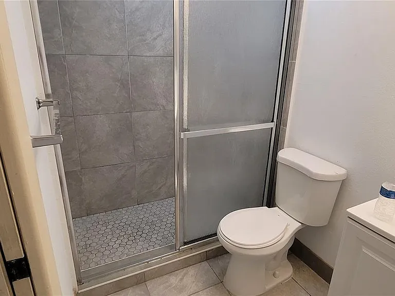 8005 SW 107th Ave #222 — Photo 5