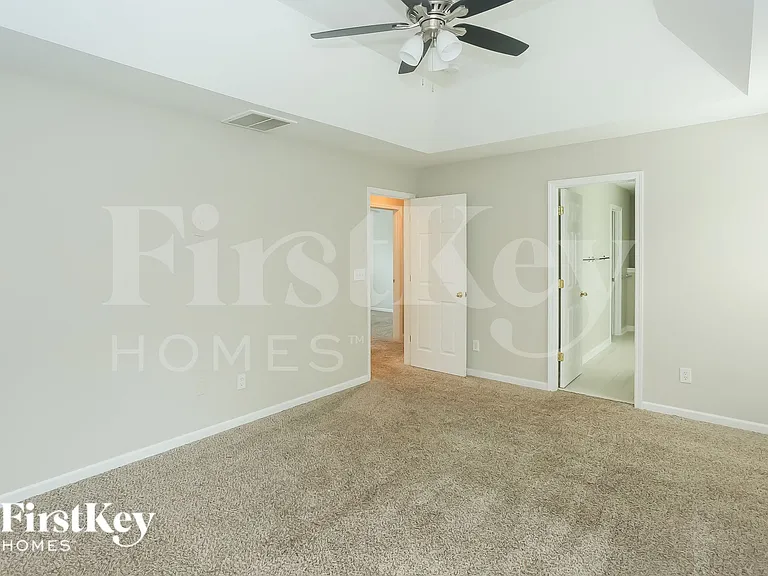 1014 Enderbury Dr — Photo 7
