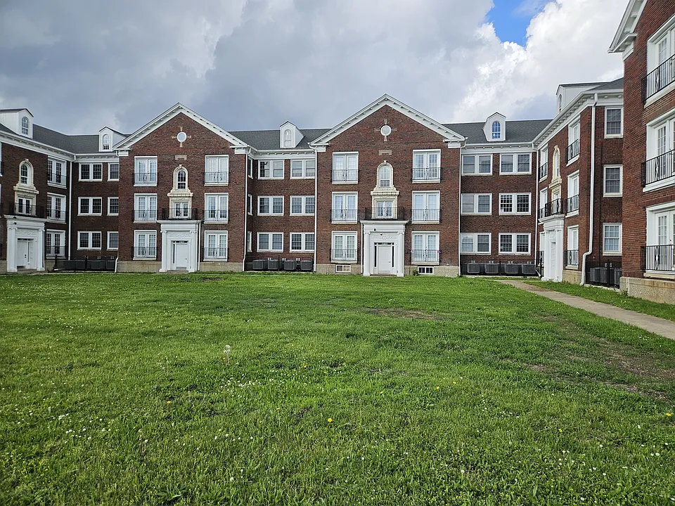 Delaware Court Apartments