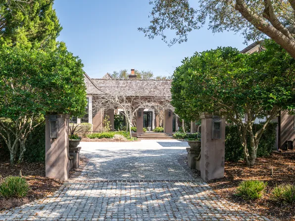 270 Woodland Garden Ln, Johns Island, SC 29455