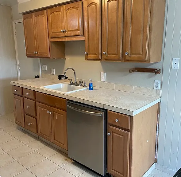 6221 NE 11th Ave — Photo 6