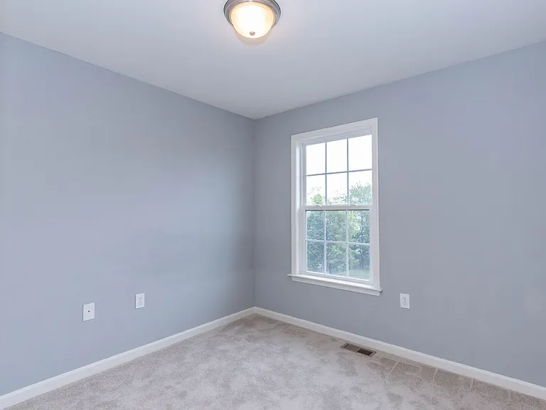 228 Morlatt Ln — Photo 27