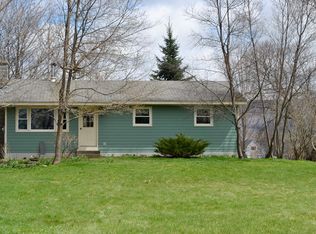 3 Borden Dr, Jericho Center, VT 05465