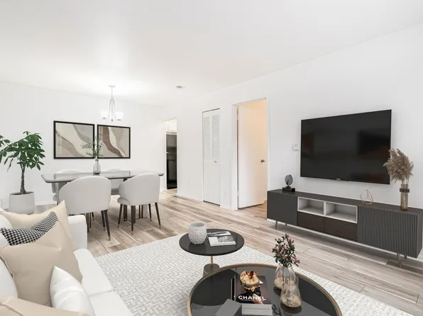 Lindsay Court Apartments