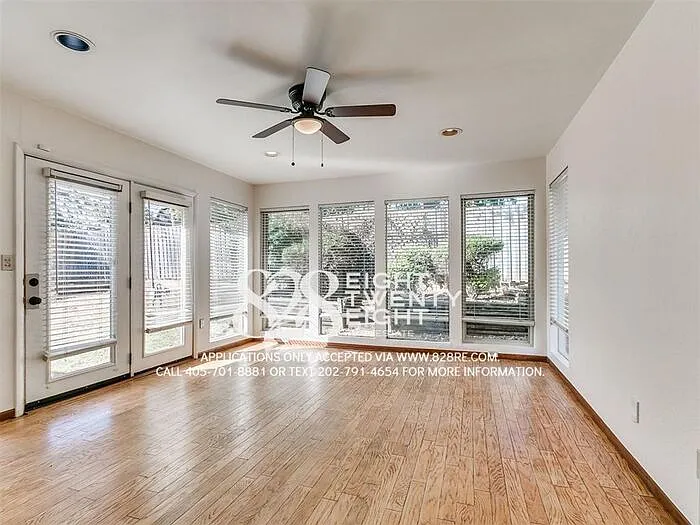 10429 Bayberry Dr — Photo 7