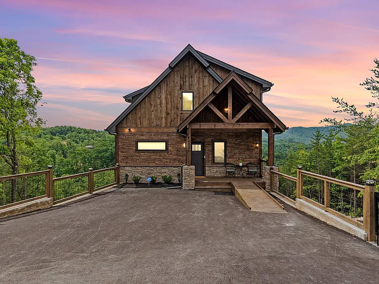 4302 Covered Wagon Rd — Photo 39