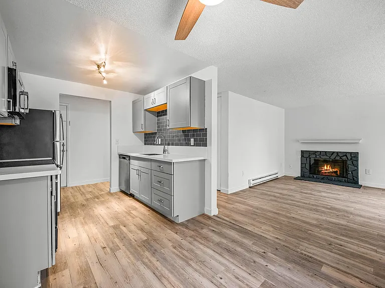 Oak & Iron Flats by Trion Living — Photo 33