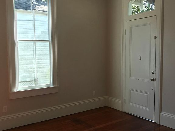 3rd image of 2319 Washington Ave