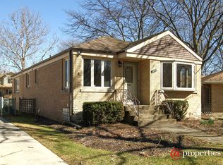 2459 W Forestview Dr, North Riverside, IL 60546