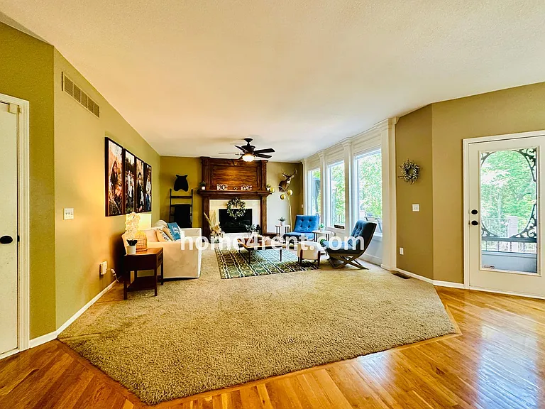 12648 S Hallet St — Photo 11