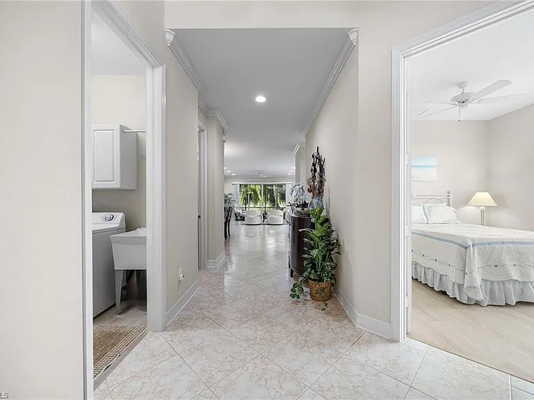 6542 Marbella Dr — Photo 5