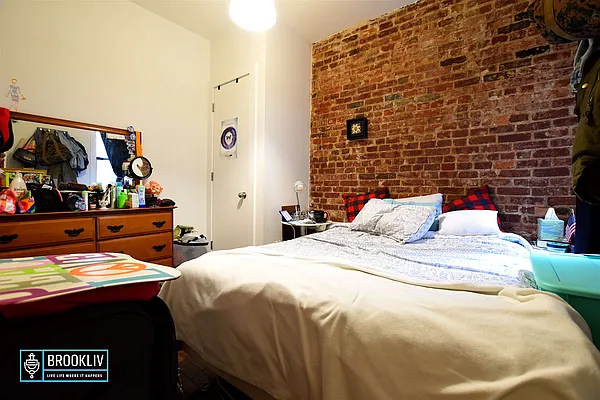 Rented by null | media 22