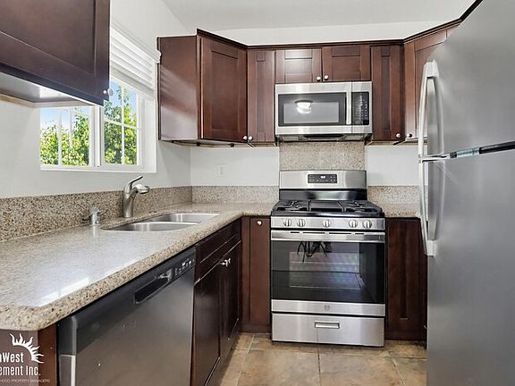 5th image of 4157 Franklin Ave #A