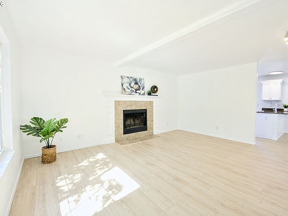 4th image of 7716 SW 175th Pl