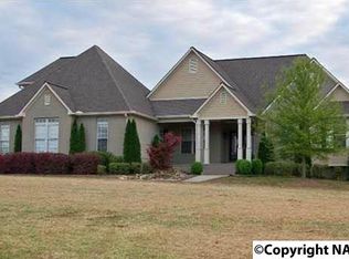 452 Bridle Ridge Rd, Albertville, AL 35950