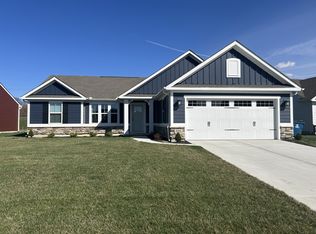 433 Chevington Chase, Tipp City, OH 45371