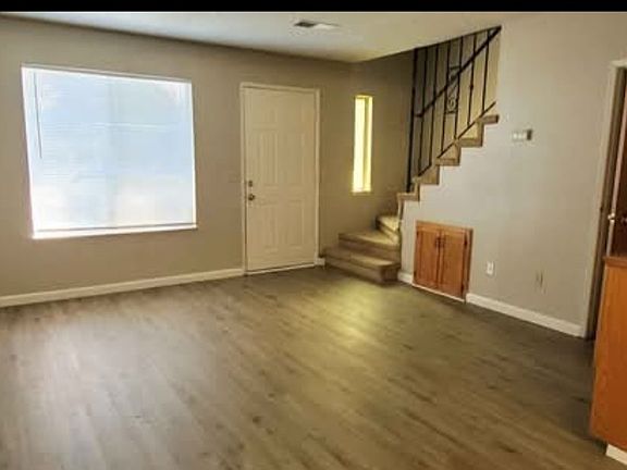 2nd image of 1634 W North Bear Creek Dr