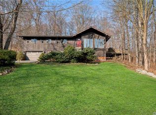 1223 Ridgebury Rd, New Hampton, NY 10958