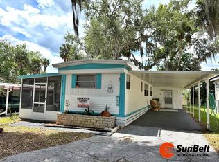 105 Queens Dr, Leesburg, FL 34748