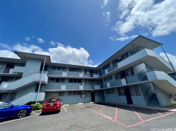 1101 Kokea St APT J104, Honolulu, HI 96817
