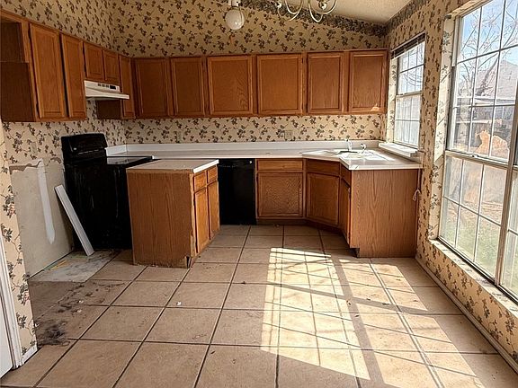 5th image of 2521 Coldstream Dr