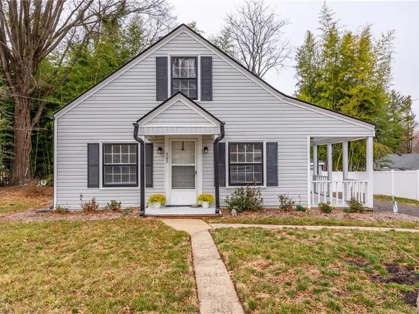 307 Cedar St, Eden, NC 27288