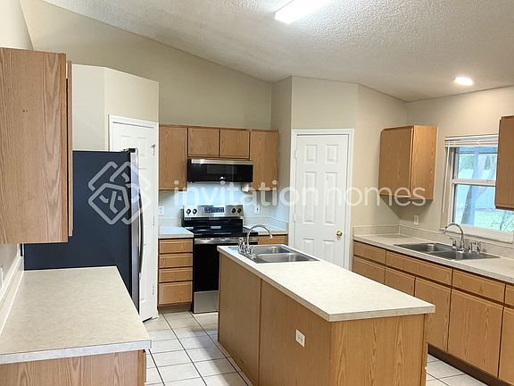 2nd image of 2278 Belen Dr