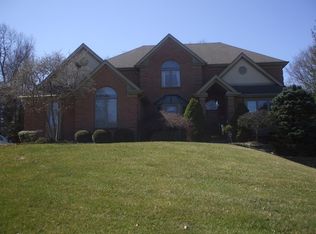 583 Miami Crest Dr, Loveland, OH 45140