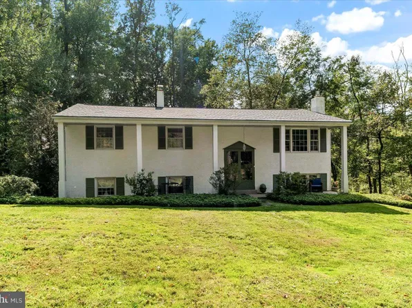 1056 E Niels Ln, West Chester, PA 19382