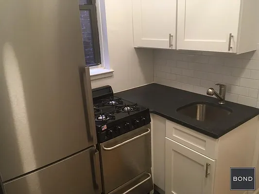 Rented by Bond New York | media 10