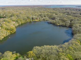 44 Lake Dr, Shelter Island, NY 11964
