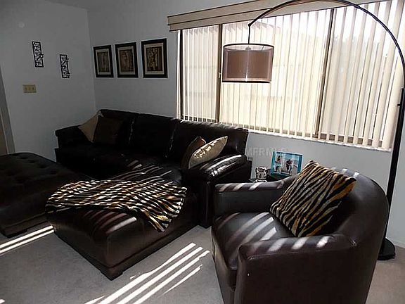 3rd image of 12919 Wedgewood Way APT C
