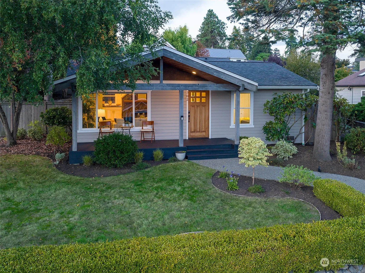 302 8th Avenue photo 1