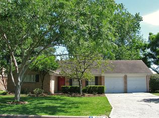 9543 Meadowvale Dr, Houston, TX 77063