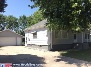 2714 N Webb Rd, Grand Island, NE 68803