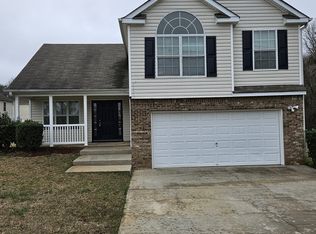 5725 Waggoner Cir, Rex, GA 30273