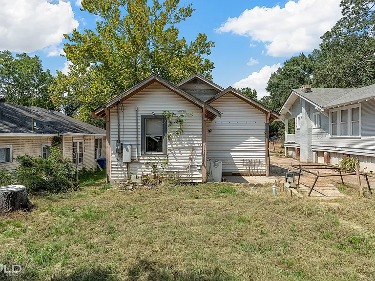 315 Robinson Pl — Photo 25