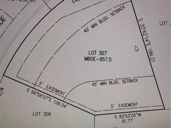 1886 Horseshoe Bnd, Dayton, OH 45458