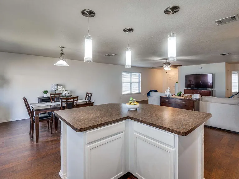 728 Falcon Rd — Photo 13