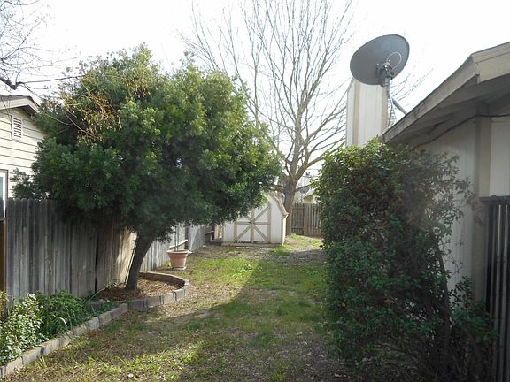5th image of 2 Sunborg Ct
