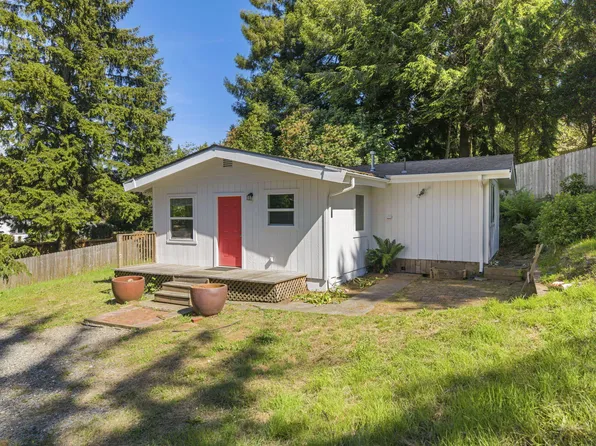 2616 Visser Ct, McKinleyville, CA 95519