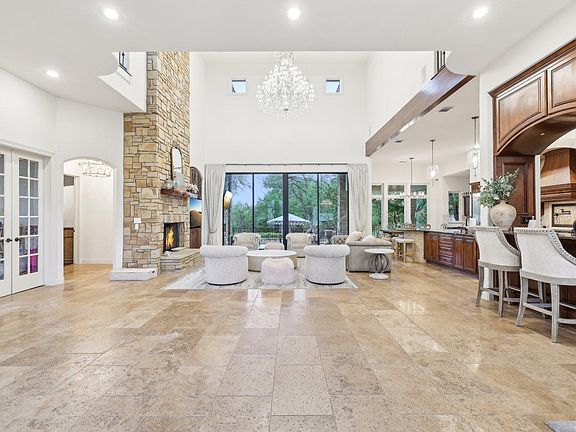 3rd image of 8517 Bellancia Dr