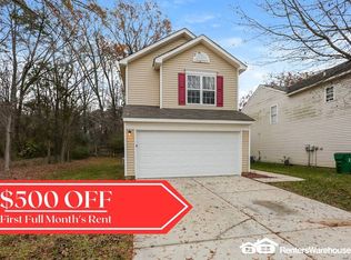8205 Wallace Glen Dr, Charlotte, NC 28212