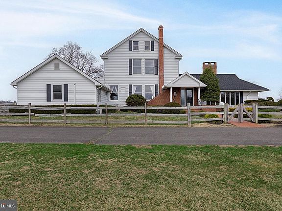 2nd image of 53 Arneys Mount Rd