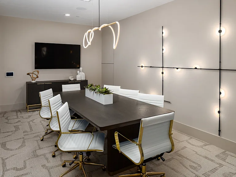 The Beverly by Alta — Photo 35