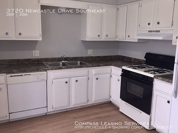 3rd image of 3720 Newcastle Dr SE
